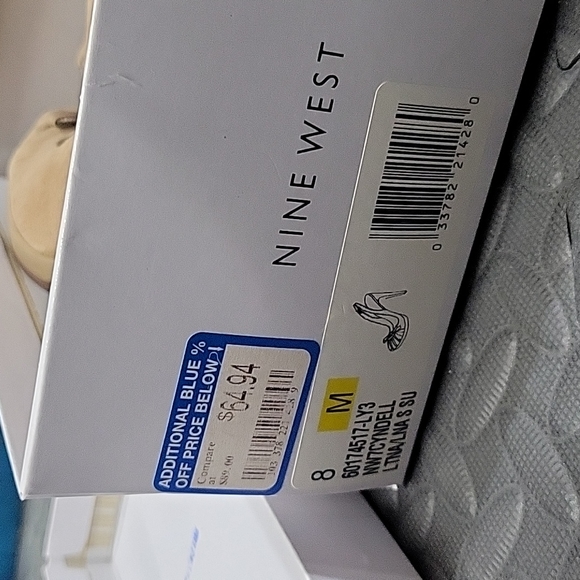 NEW Nine West tan suede high heels size 8 - Picture 7 of 7